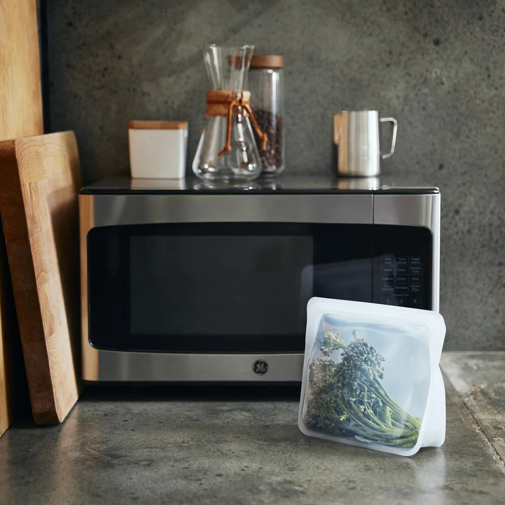 Stasher Stand-Up Silicone Bag - Assorted Colors - Image 4